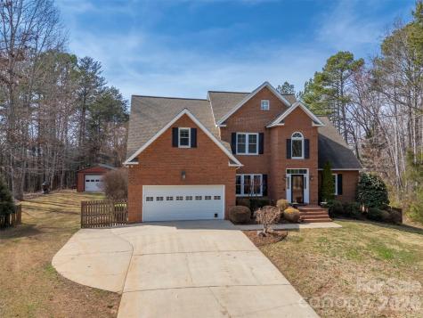 391 Chisholm Trail Rutherfordton NC 28139