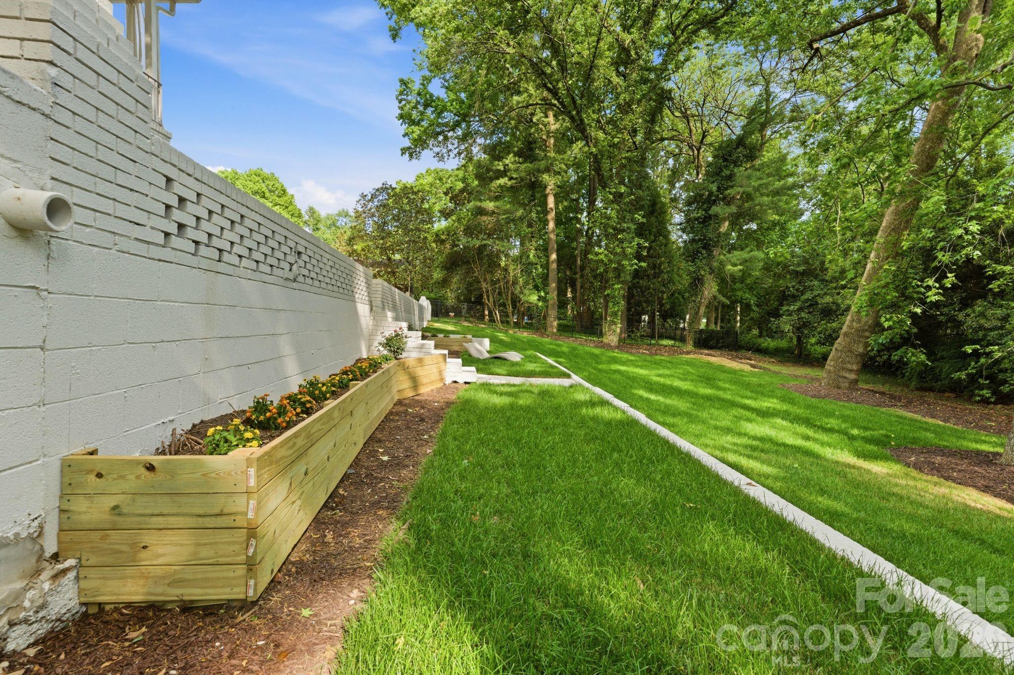 2823 Wickersham Road Charlotte NC 28211