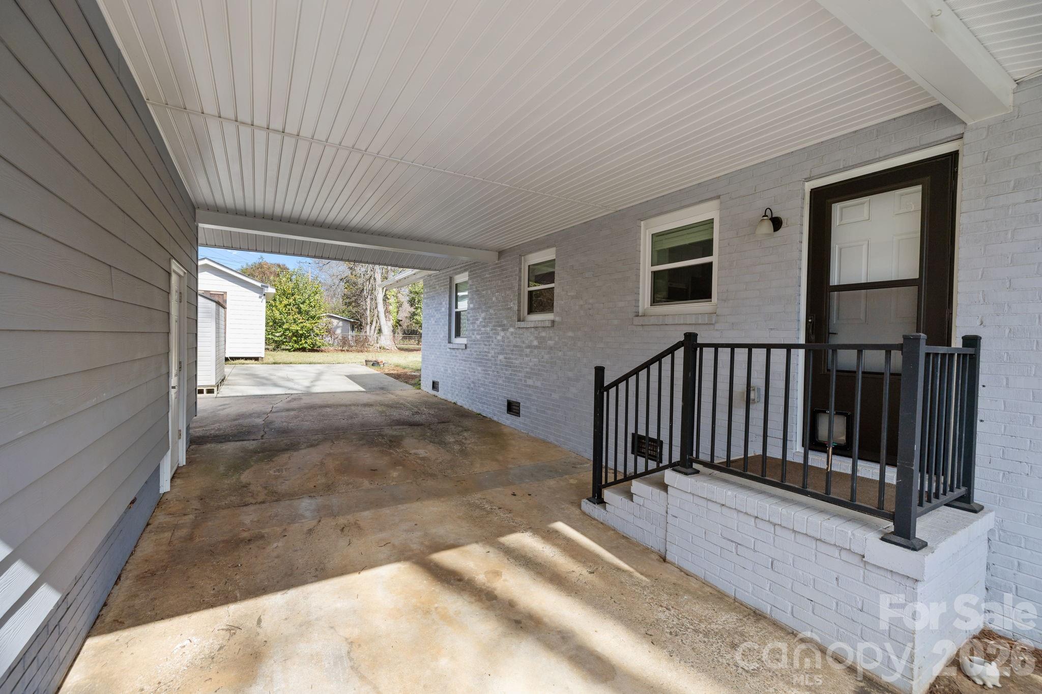 1008 Clanton Road Charlotte NC 28217