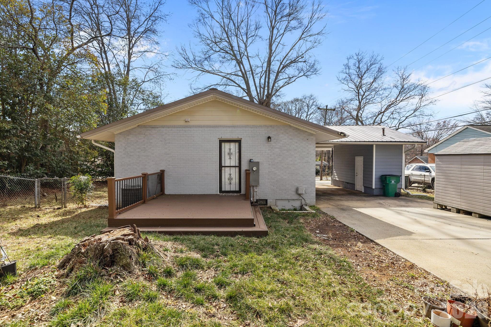 1008 Clanton Road Charlotte NC 28217
