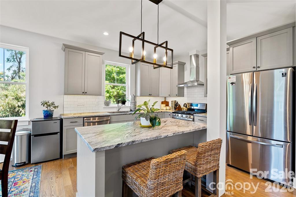 127 Alma Lane Asheville NC 28806