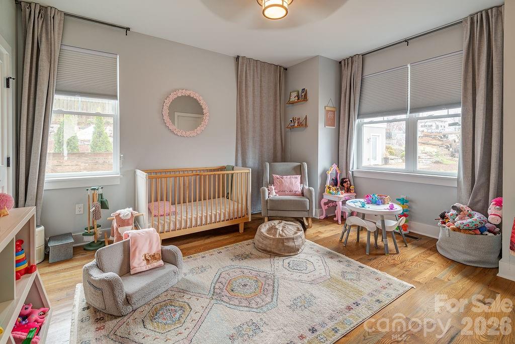 127 Alma Lane Asheville NC 28806