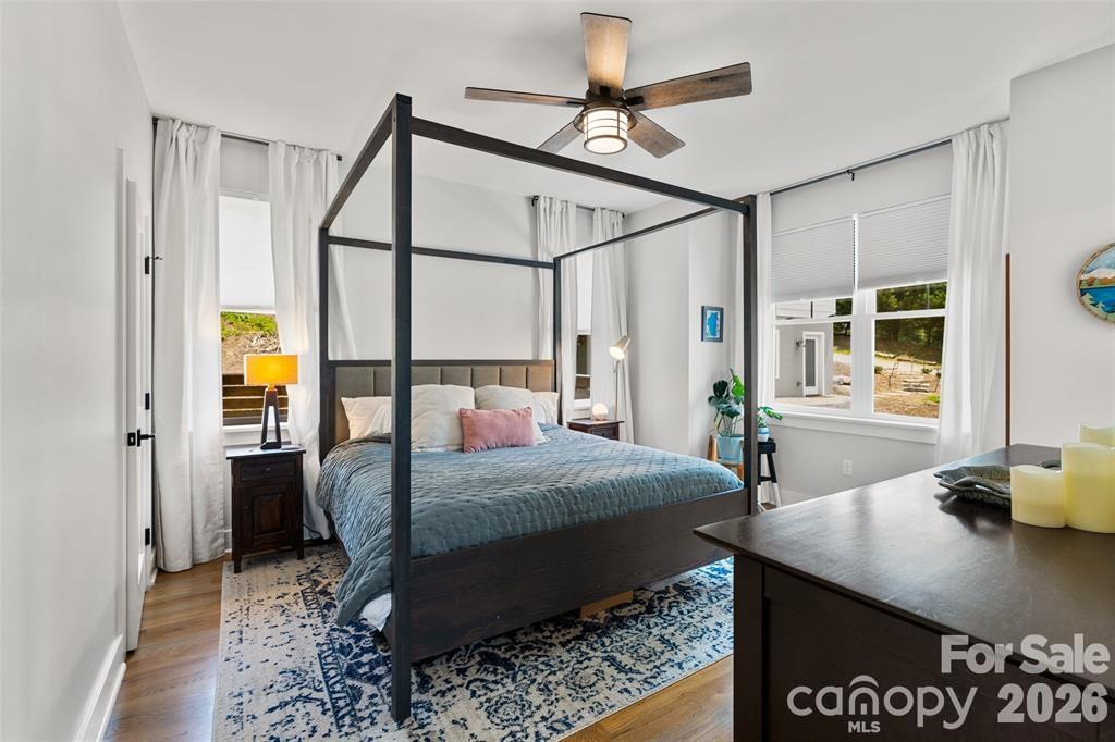 127 Alma Lane Asheville NC 28806