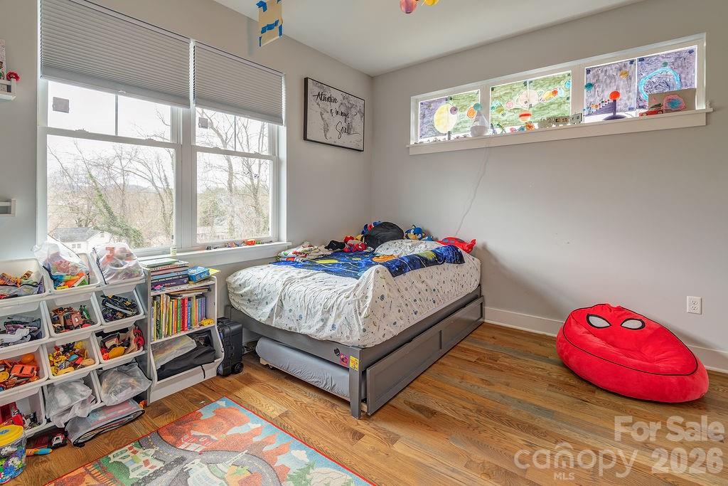 127 Alma Lane Asheville NC 28806