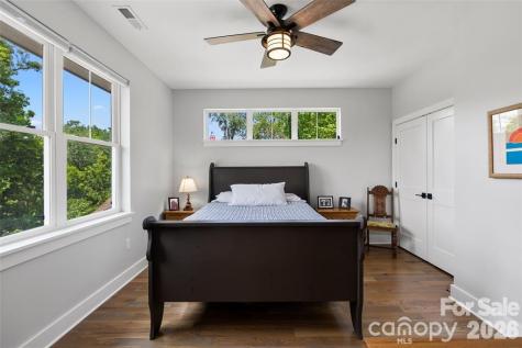 127 Alma Lane Asheville NC 28806