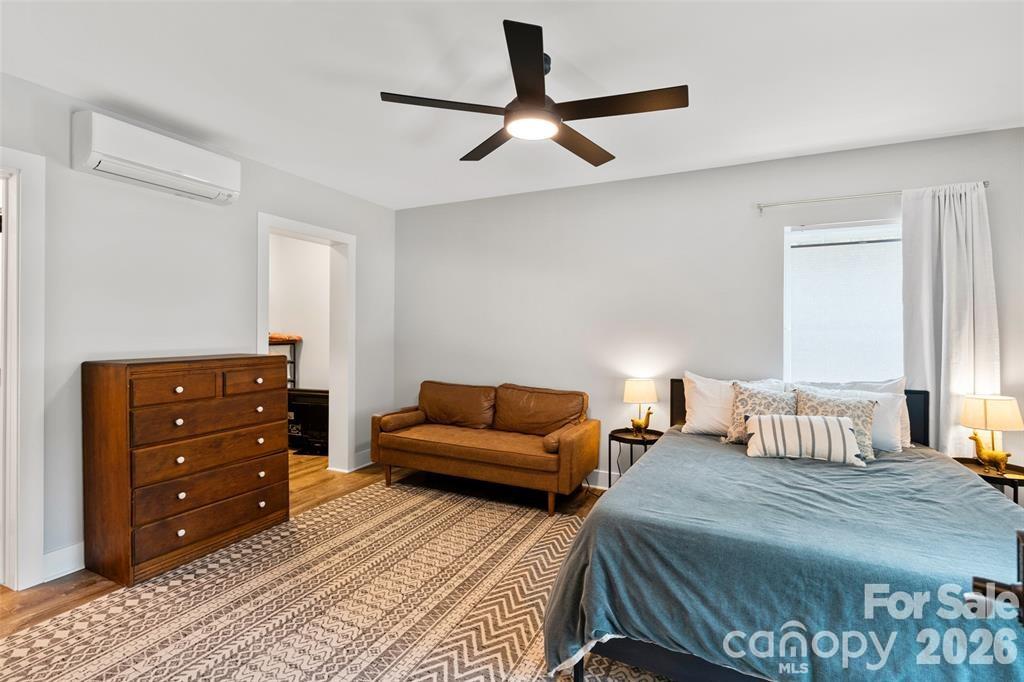 127 Alma Lane Asheville NC 28806