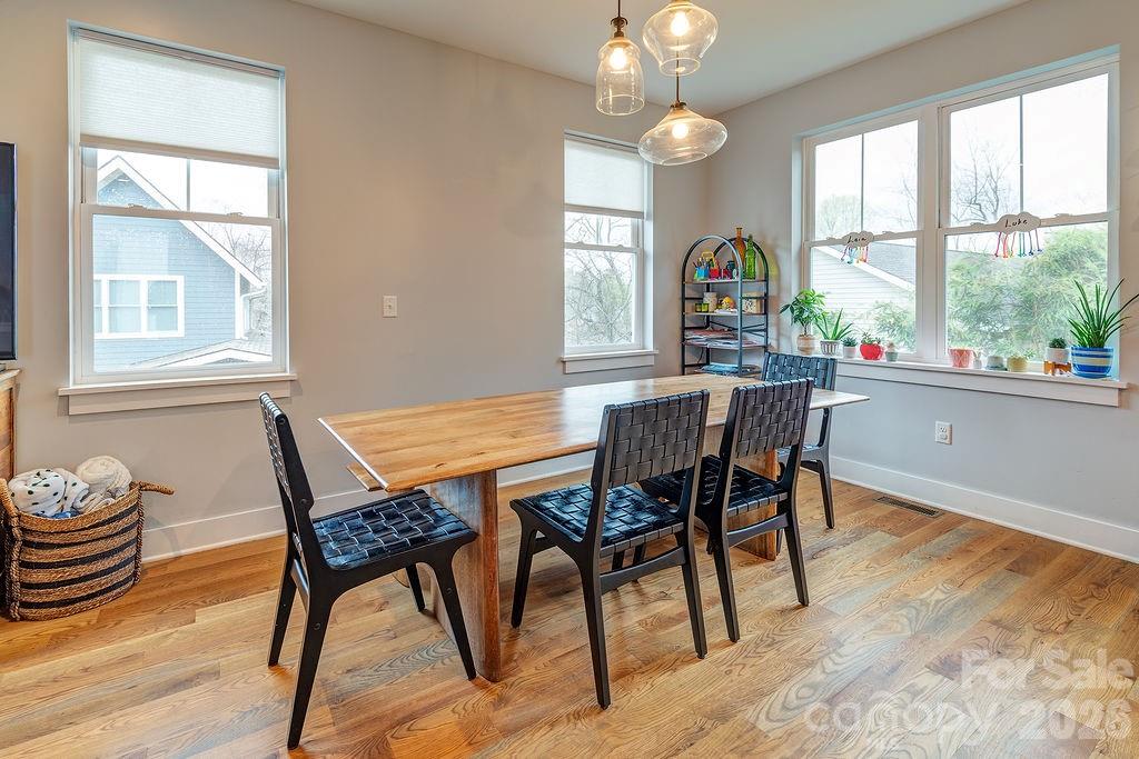 127 Alma Lane Asheville NC 28806