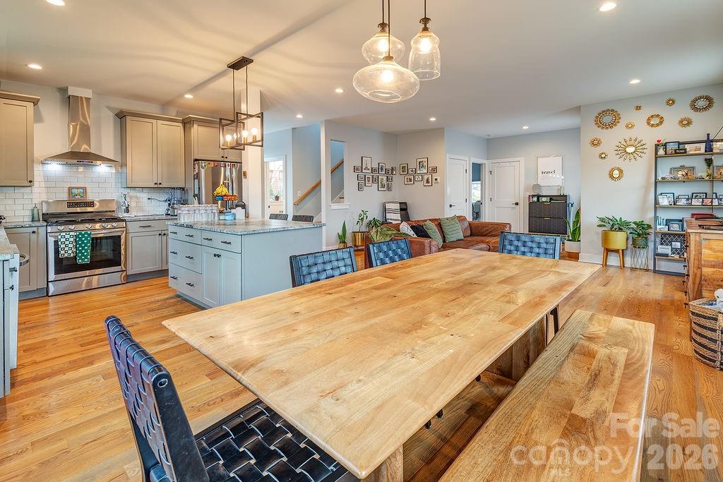 127 Alma Lane Asheville NC 28806