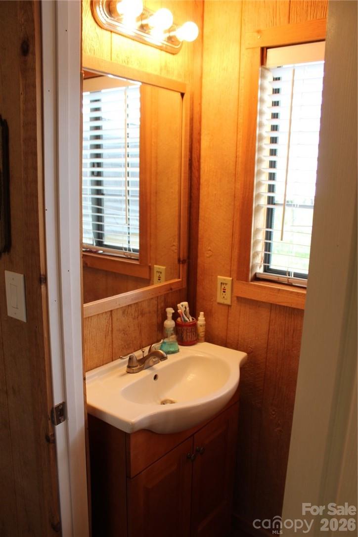 105 Filly Trail Love Valley NC 28625