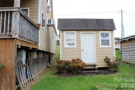 105 Filly Trail Love Valley NC 28625