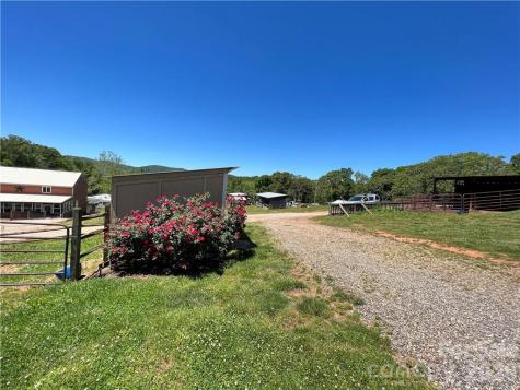 105 Filly Trail Love Valley NC 28625