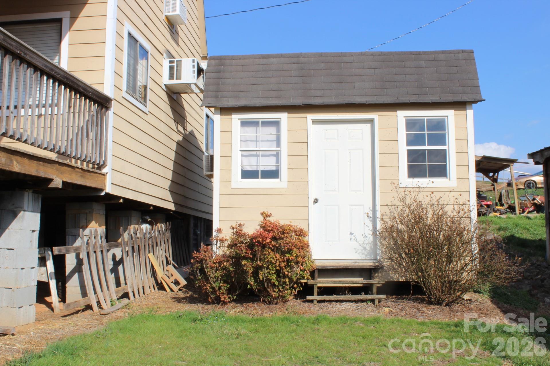 105 Filly Trail Love Valley NC 28625