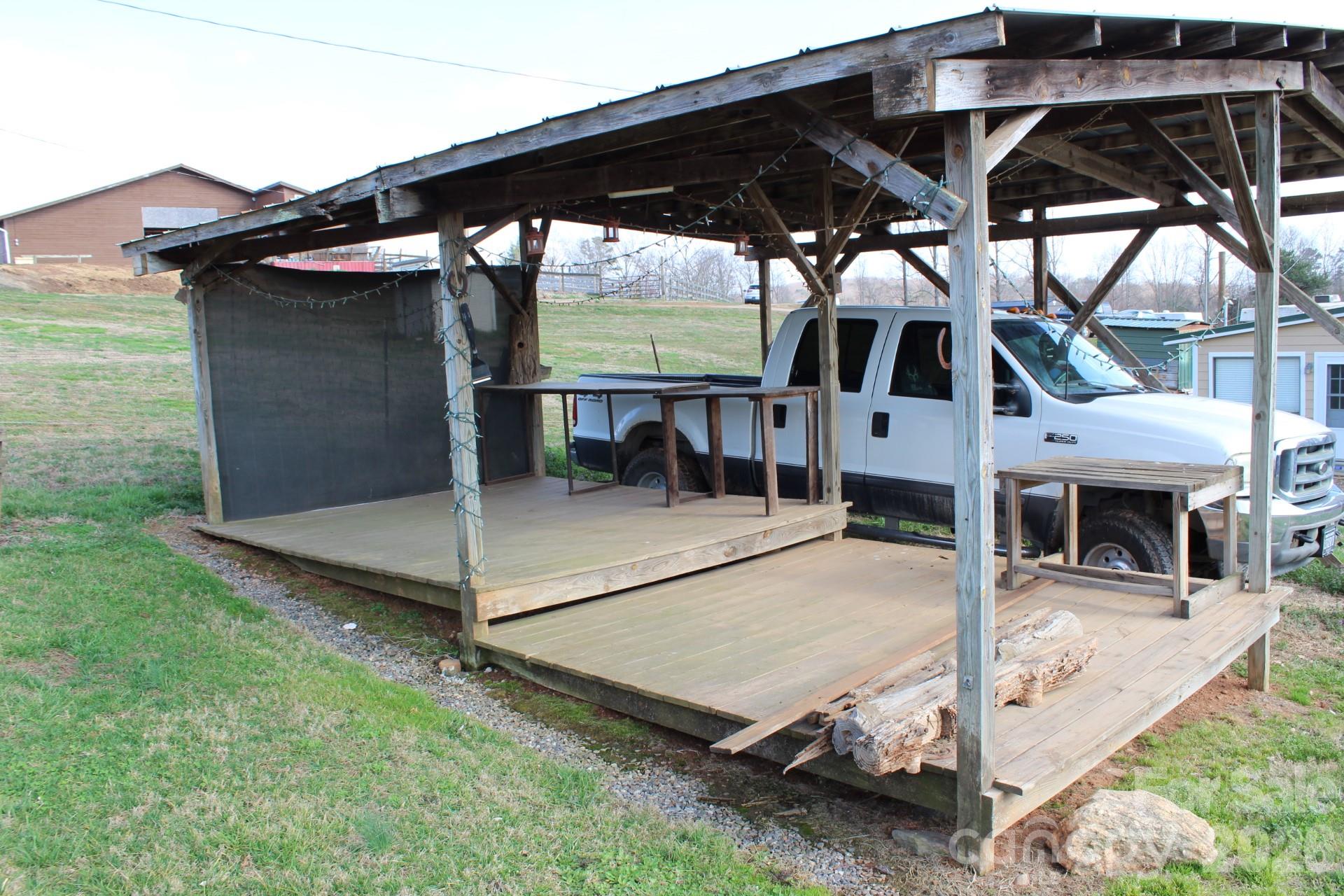 105 Filly Trail Love Valley NC 28625
