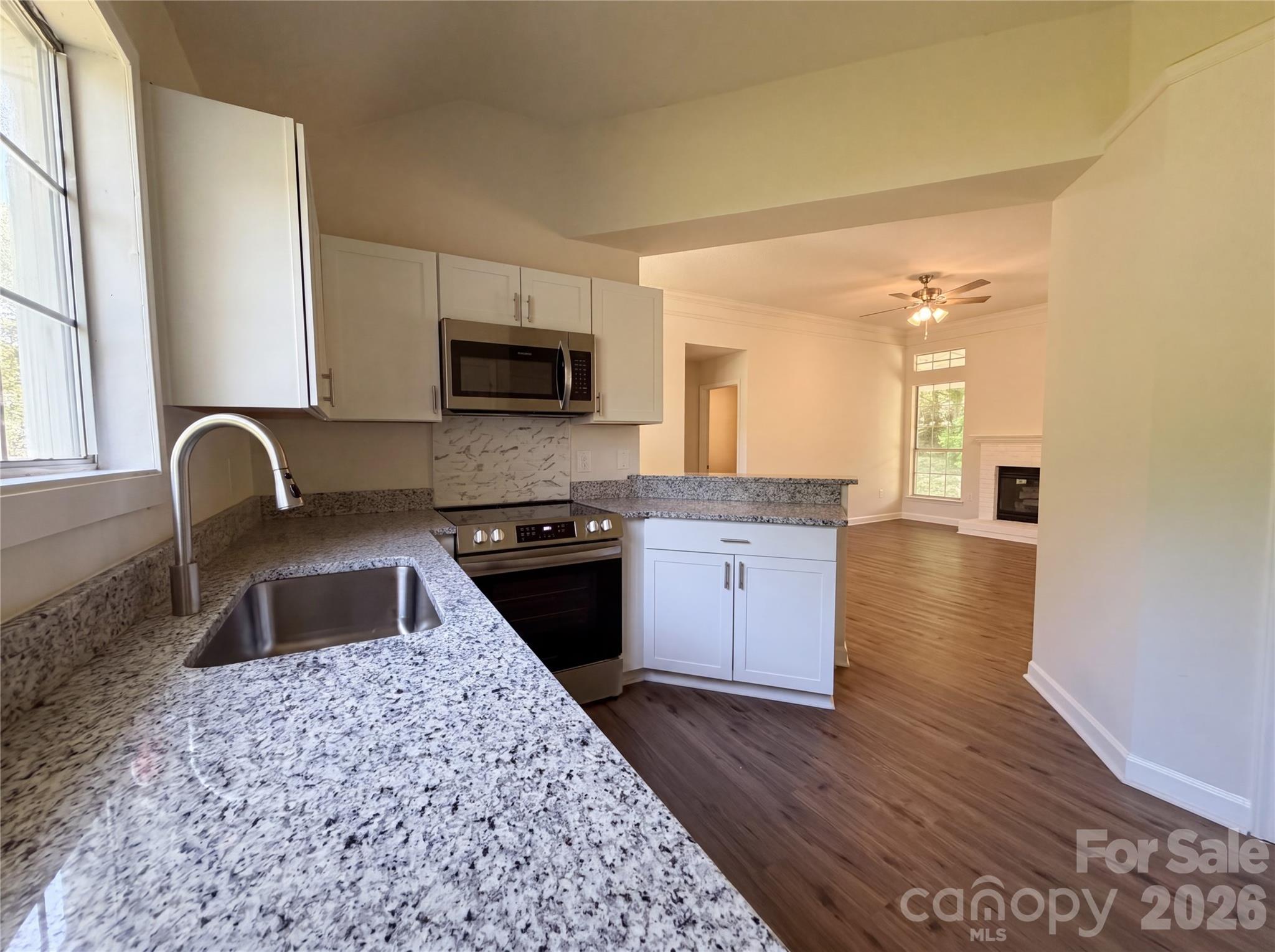 10530 Southern Oak Court Charlotte NC 28214