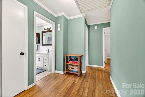 204 Oak Grove Road East Flat Rock NC 28726