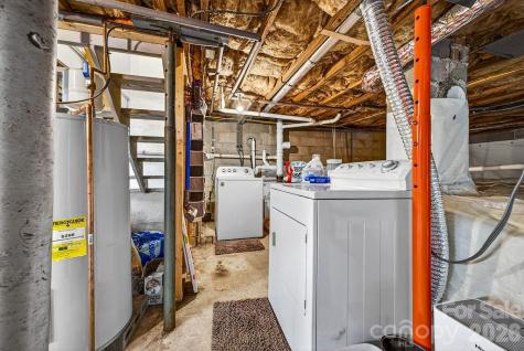204 Oak Grove Road East Flat Rock NC 28726