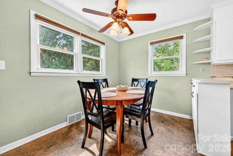 204 Oak Grove Road East Flat Rock NC 28726