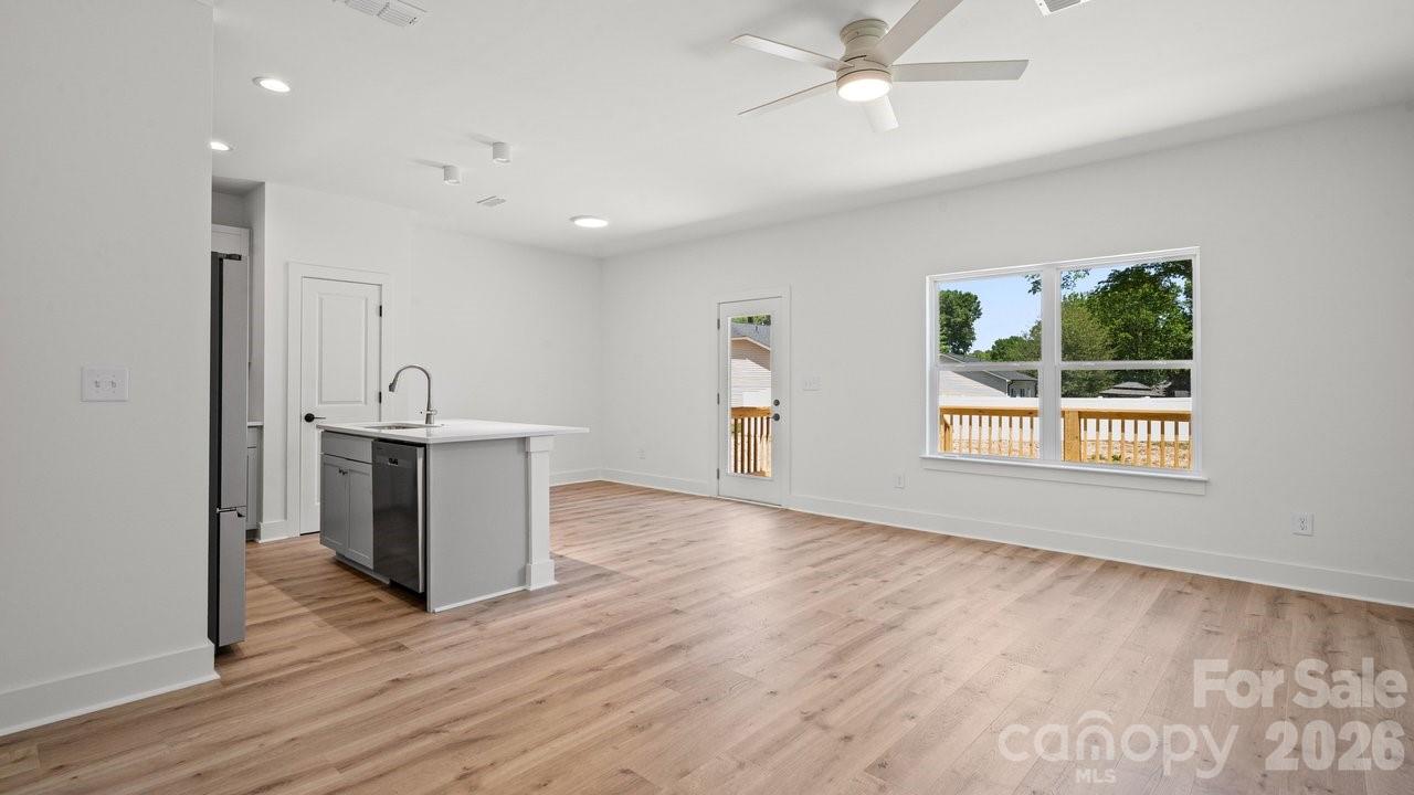 2160 Fieldcrest Avenue Gastonia NC 28054