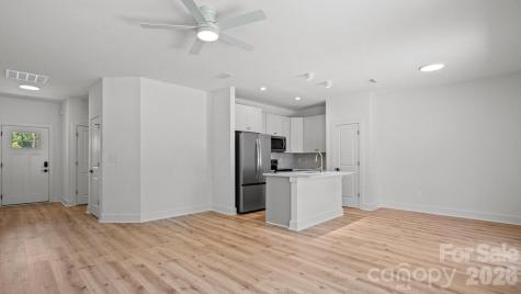 2160 Fieldcrest Avenue Gastonia NC 28054
