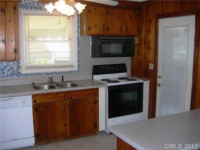 4809 Wedgewood Drive Charlotte NC 28210