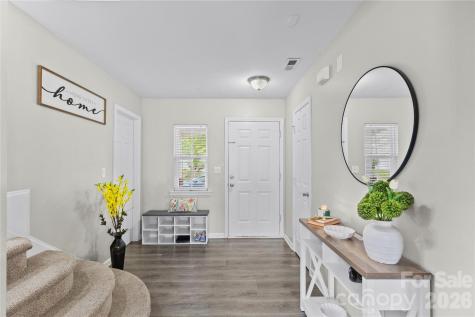 10510 Hawick Court Charlotte NC 28278