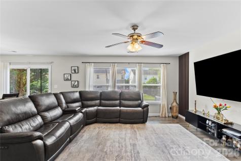 10510 Hawick Court Charlotte NC 28278