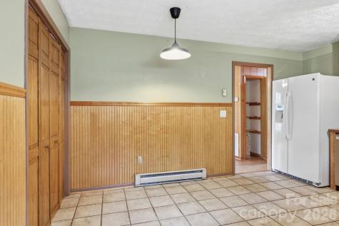 959 Oakmont Drive Canton NC 28716