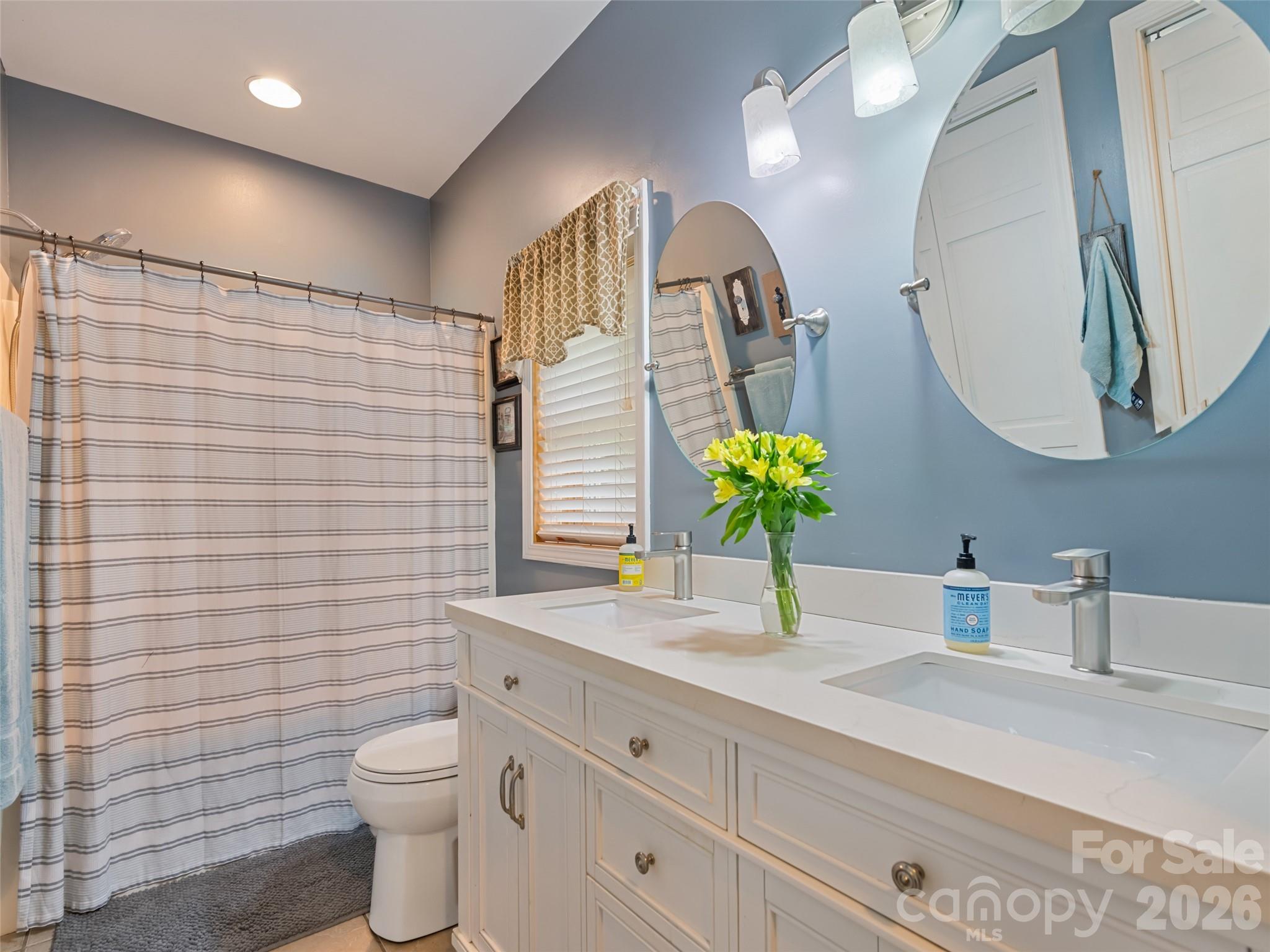7 Bage Street Waynesville NC 28786