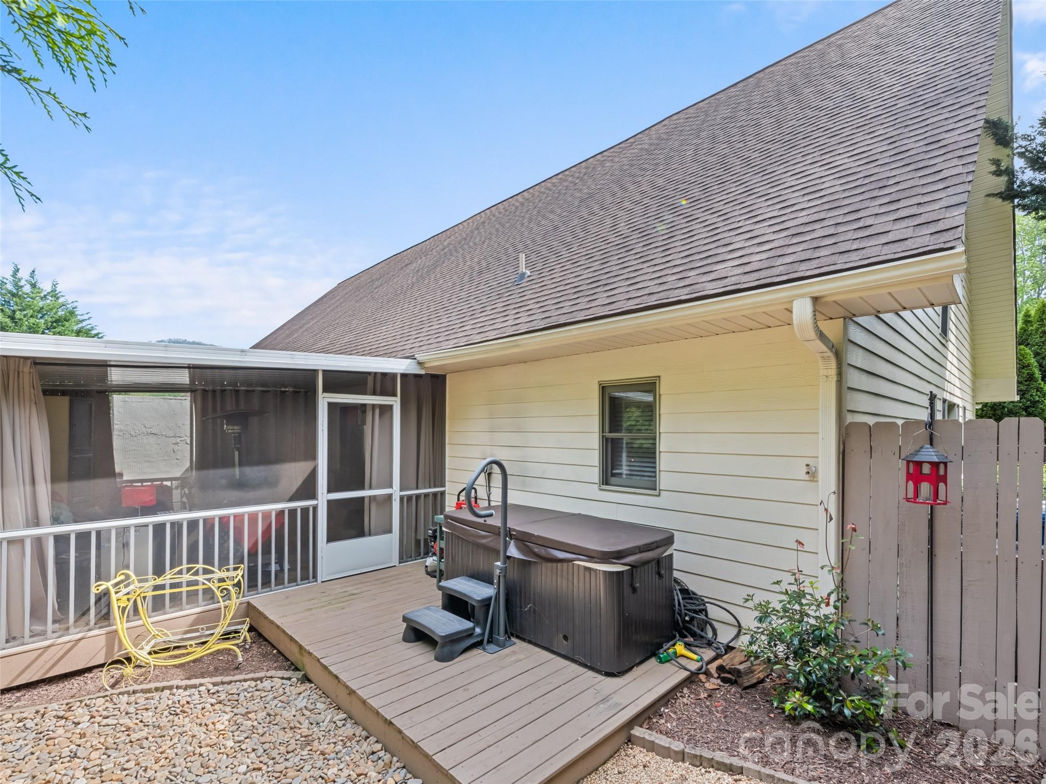 7 Bage Street Waynesville NC 28786
