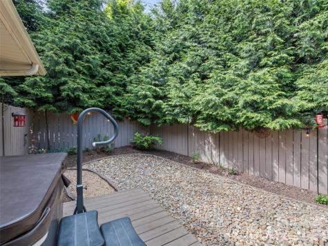 7 Bage Street Waynesville NC 28786
