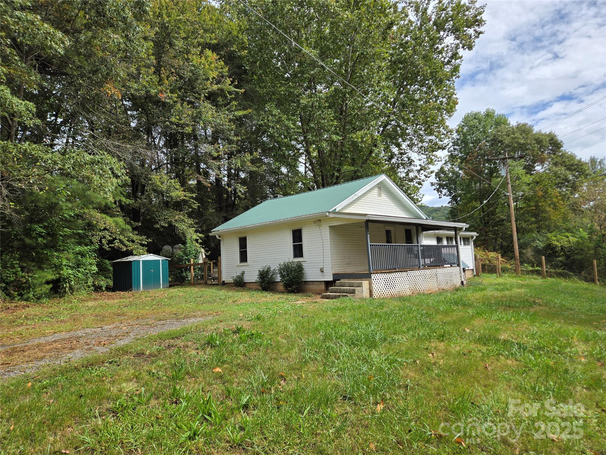 148 Huffman Road Clyde NC 28721