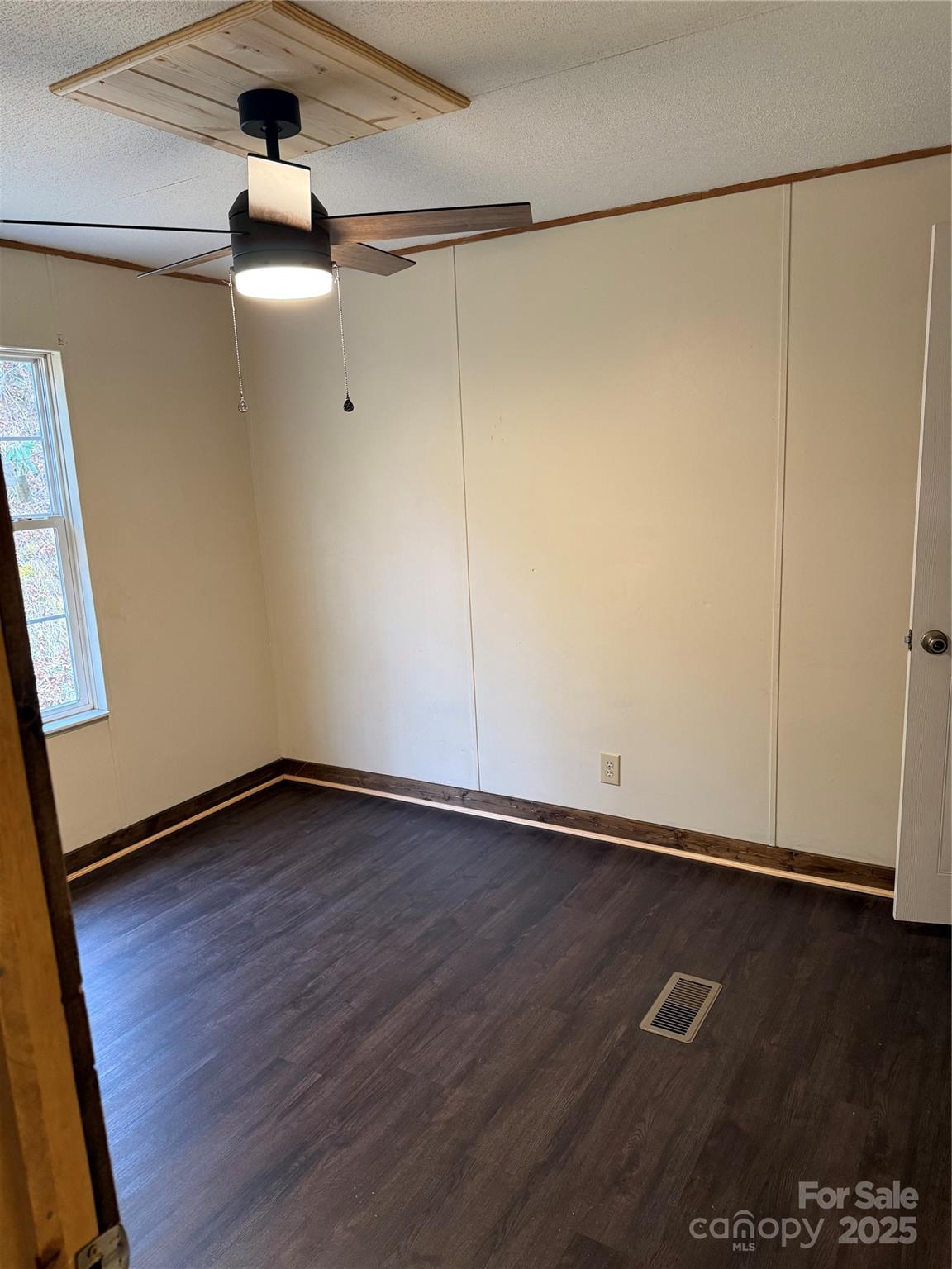 55 Twin Oaks Lane Spruce Pine NC 28777