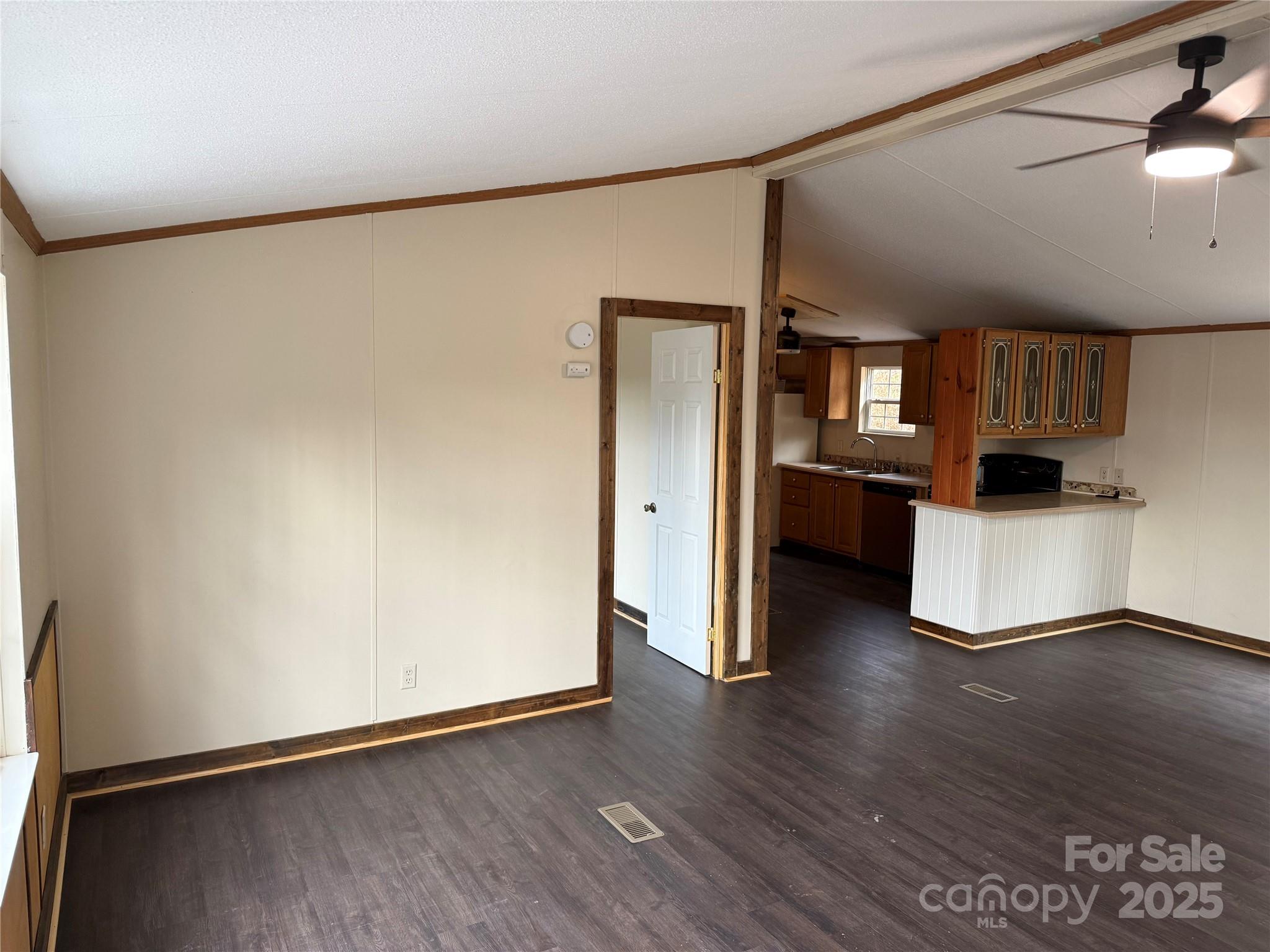 55 Twin Oaks Lane Spruce Pine NC 28777