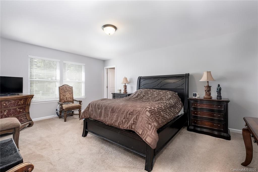 7401 Edgefield Court Matthews NC 28104