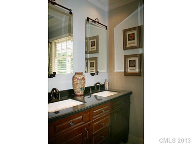3501 Foxridge Road Charlotte NC 28226