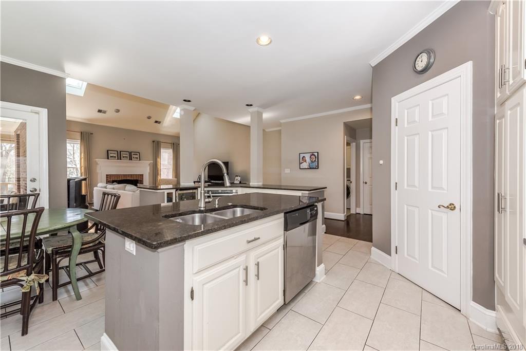 4201 Stourton Lane Charlotte NC 28226