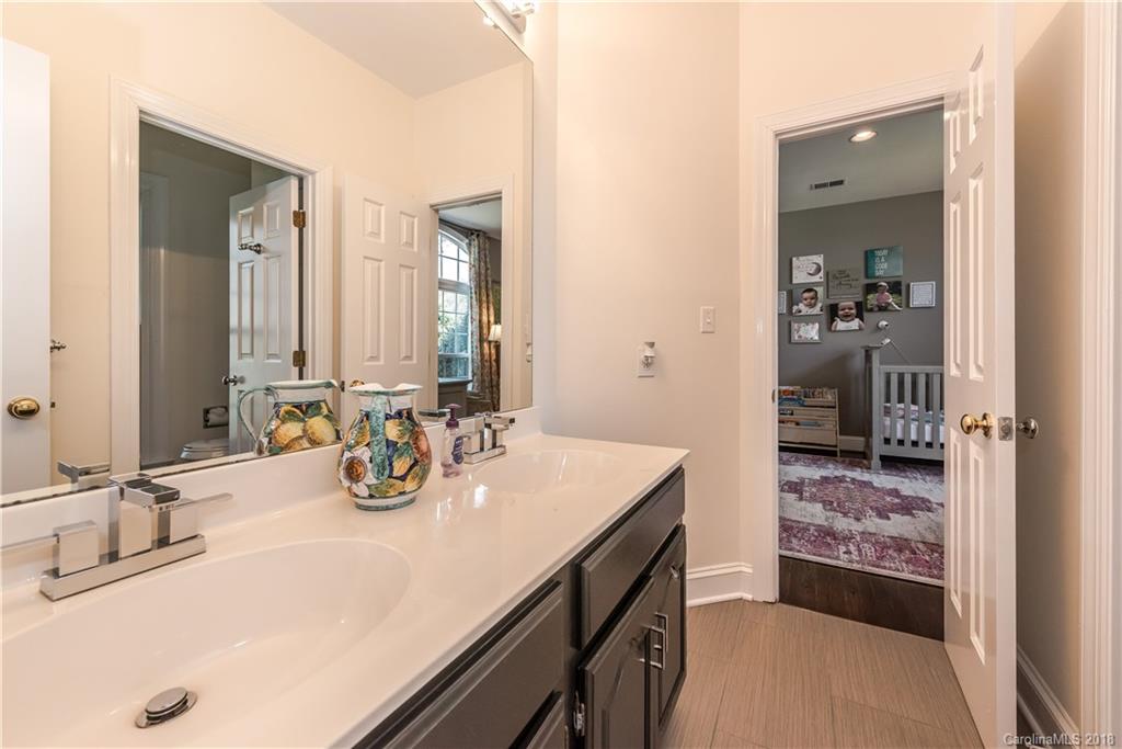 4201 Stourton Lane Charlotte NC 28226