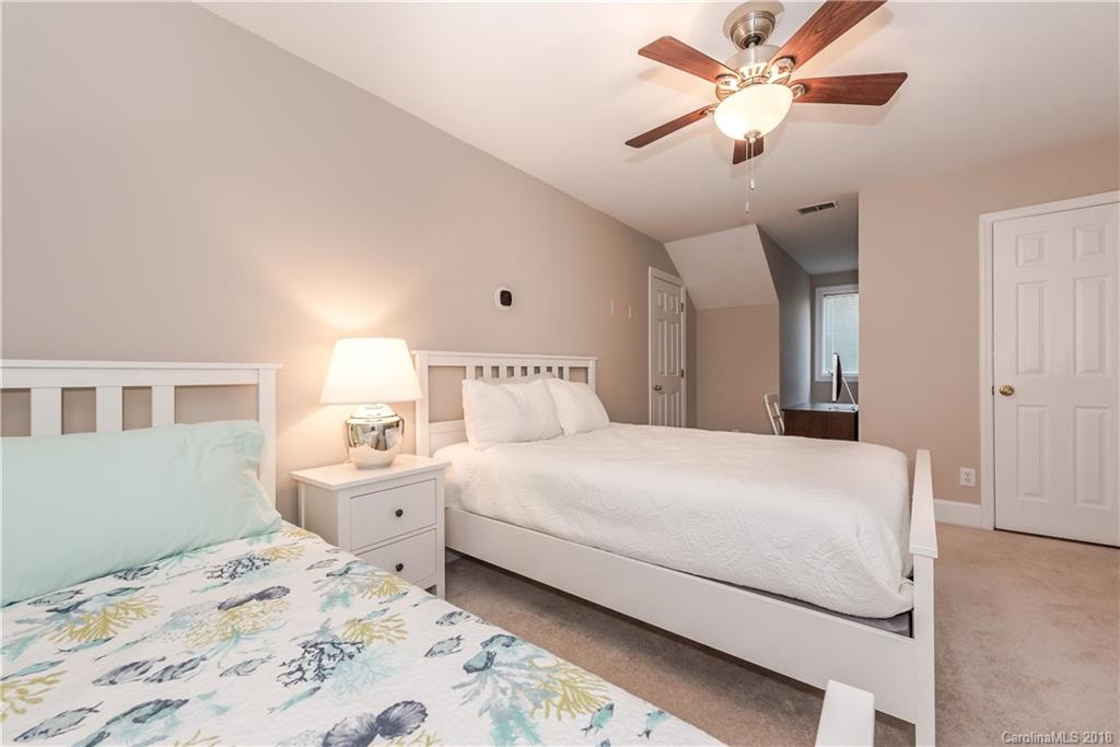 4201 Stourton Lane Charlotte NC 28226