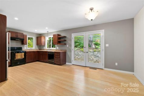 155 Old Starnes Cove Road Asheville NC 28806
