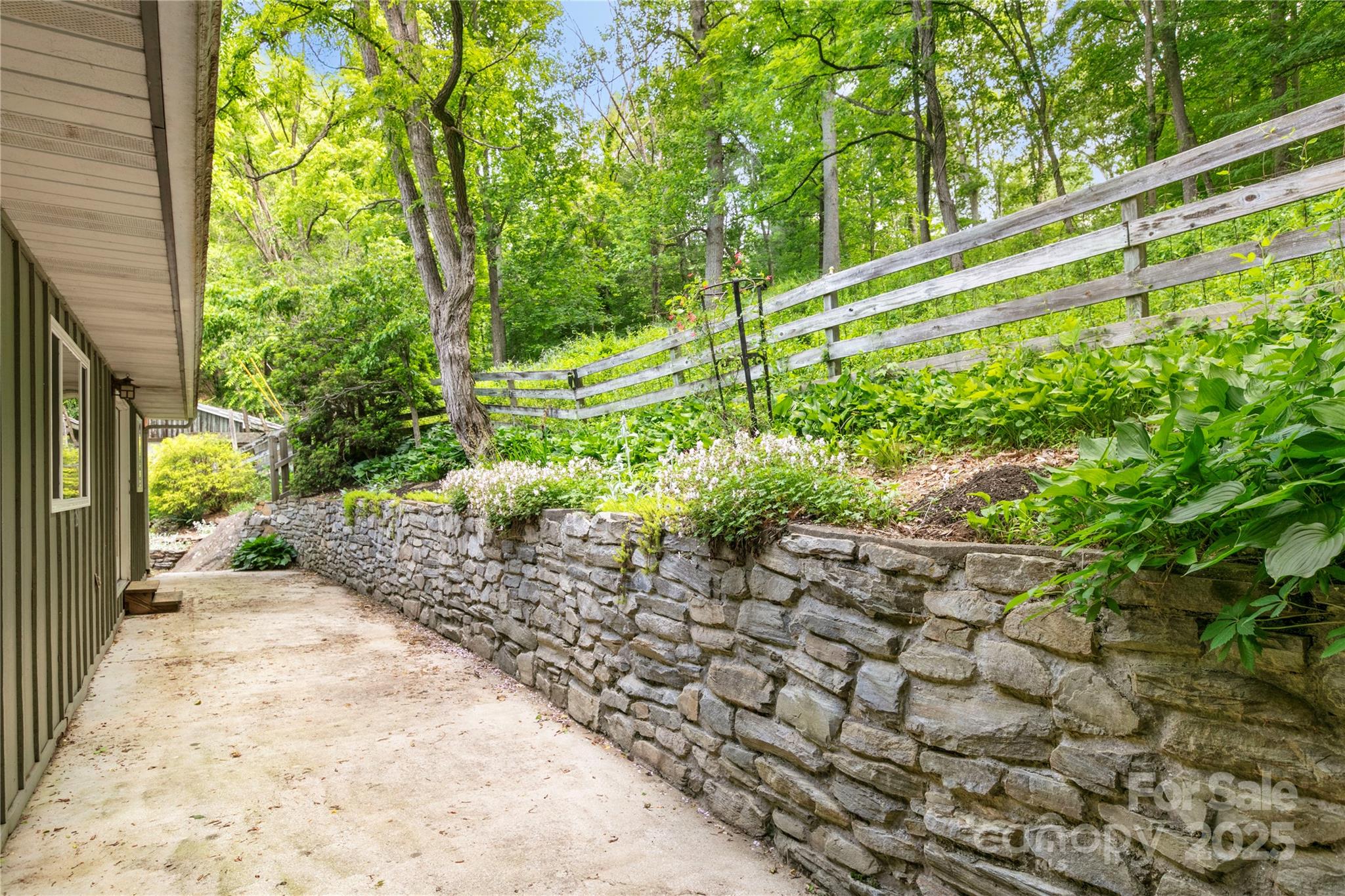 155 Old Starnes Cove Road Asheville NC 28806