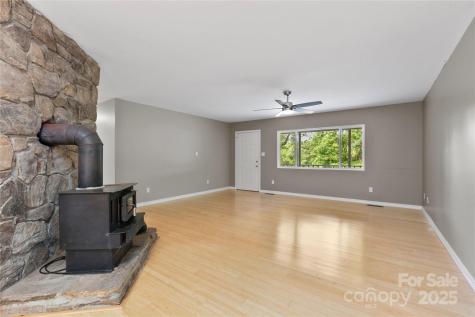 155 Old Starnes Cove Road Asheville NC 28806