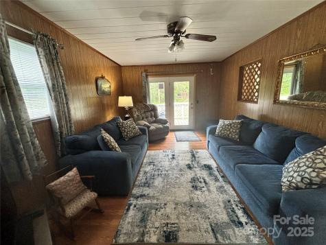 204 Cedar Hill Road Asheville NC 28806