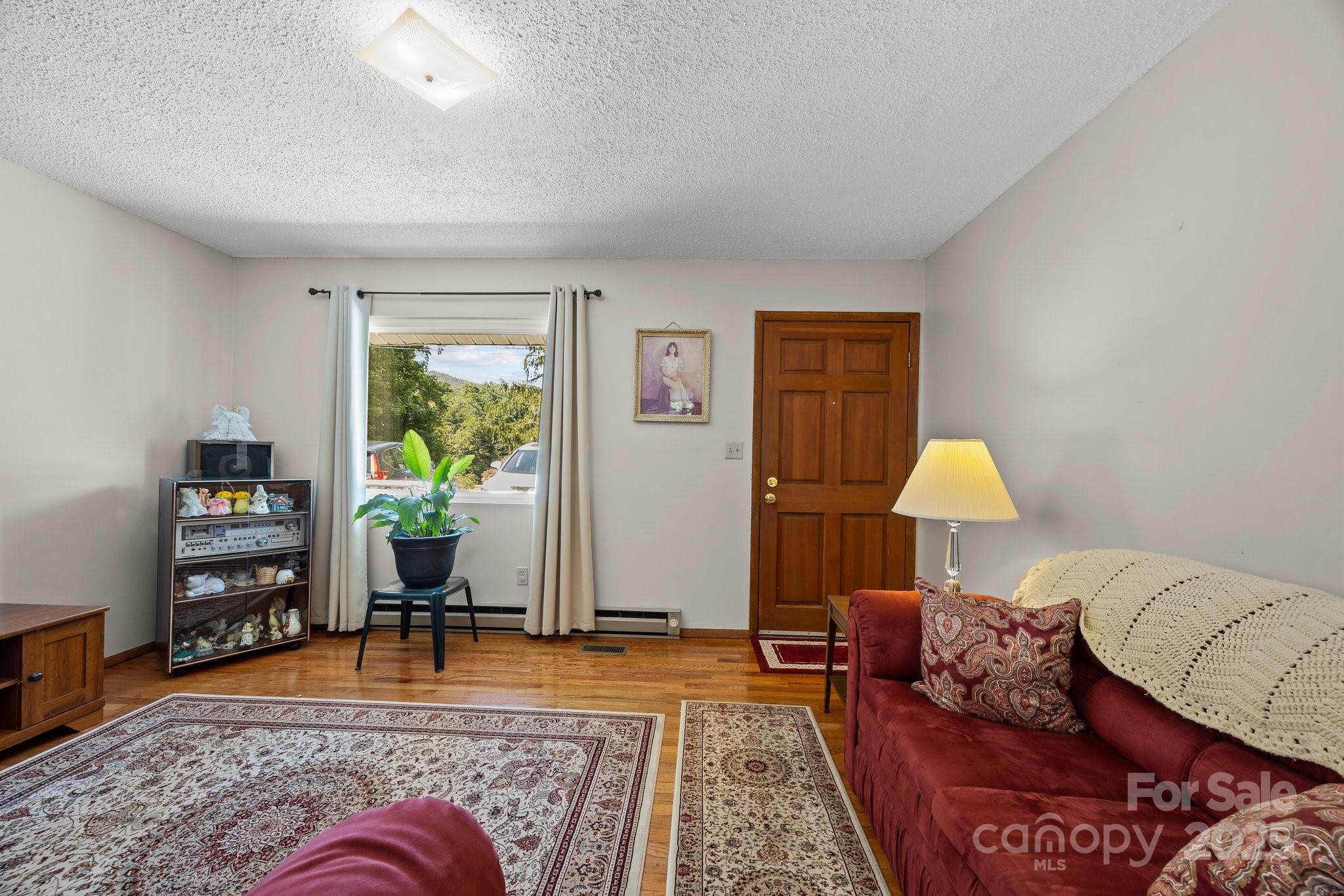 204 Cedar Hill Road Asheville NC 28806