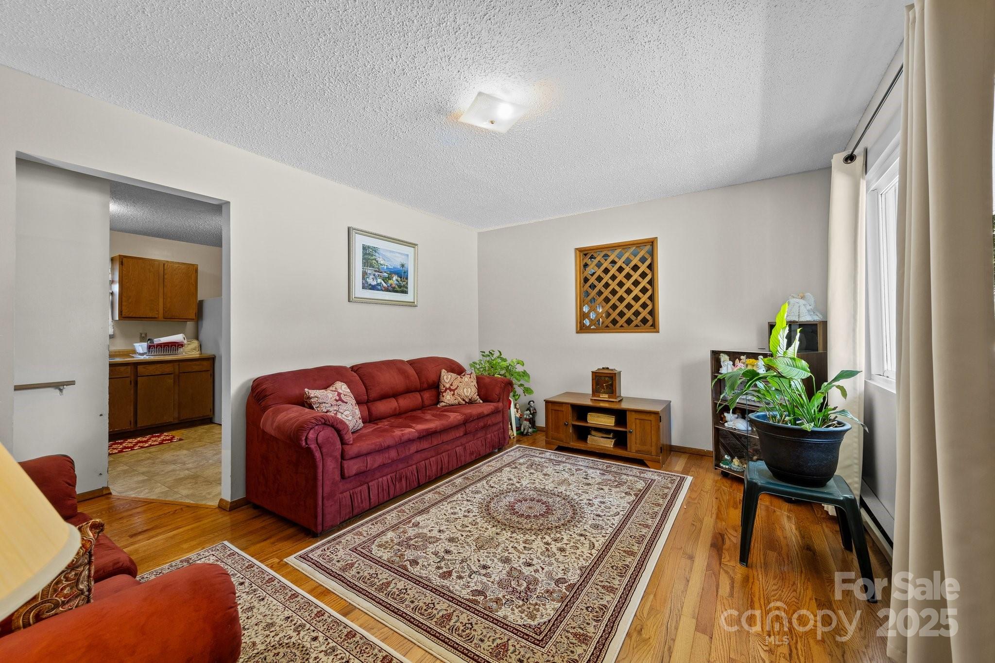 204 Cedar Hill Road Asheville NC 28806