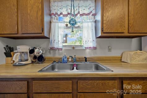 204 Cedar Hill Road Asheville NC 28806