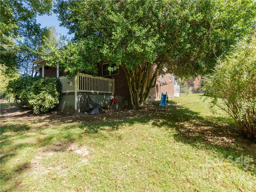 218 S Hillandale Drive East Flat Rock NC 28726