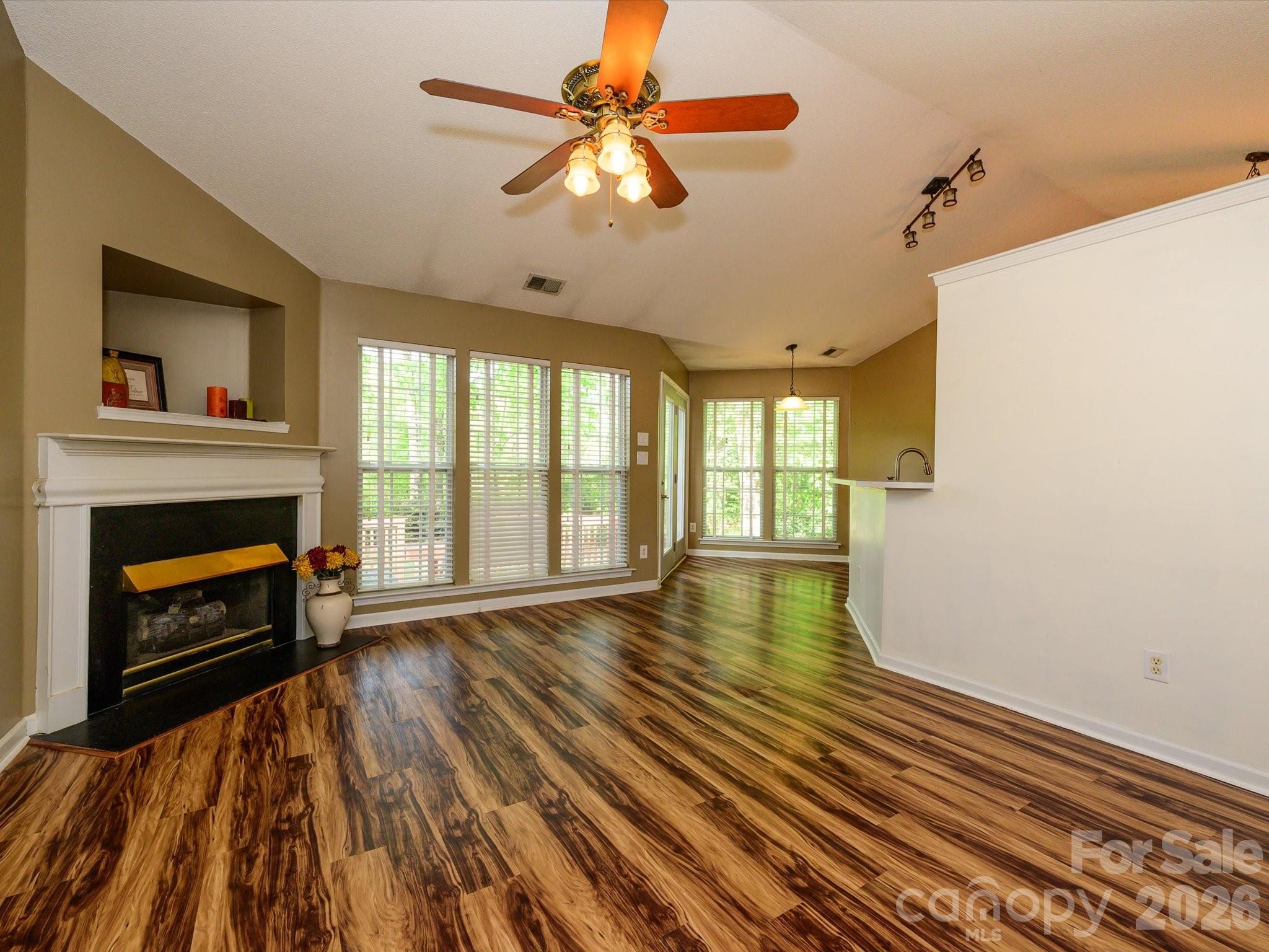 9005 Shenington Place Charlotte NC 28216