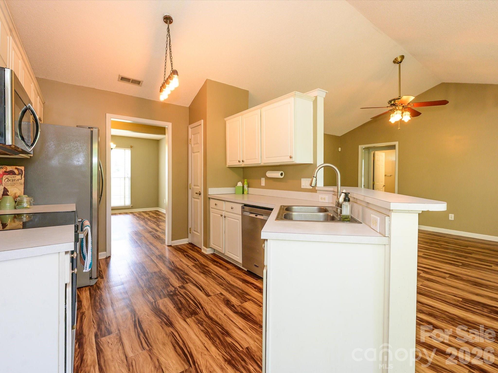 9005 Shenington Place Charlotte NC 28216