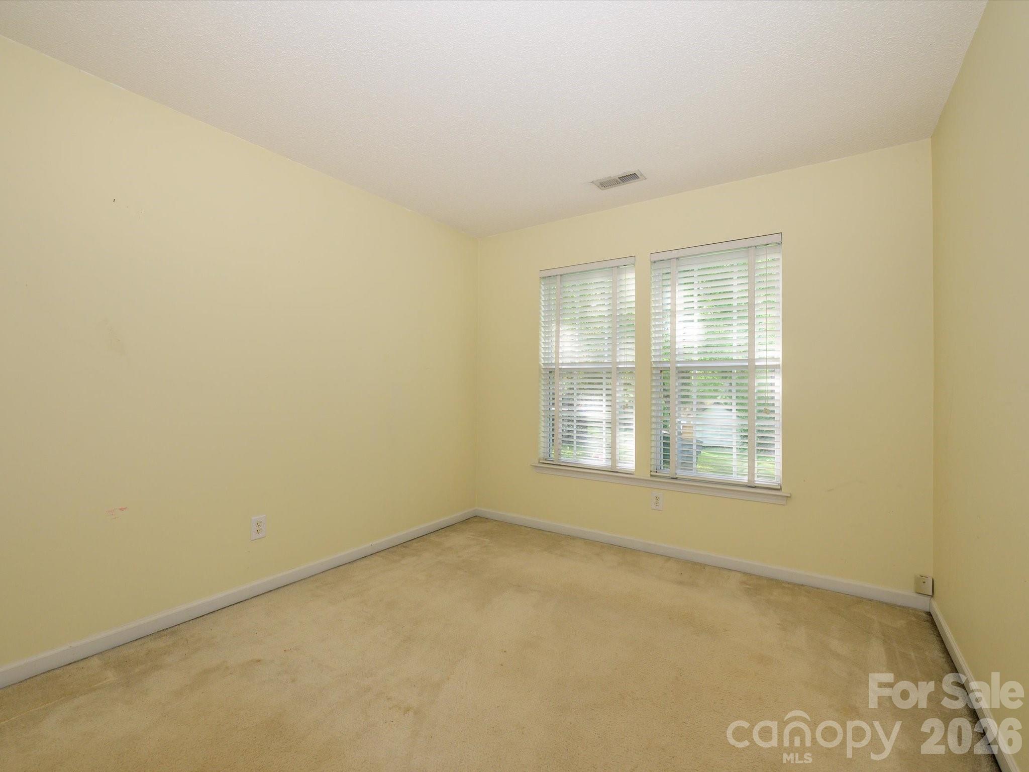 9005 Shenington Place Charlotte NC 28216