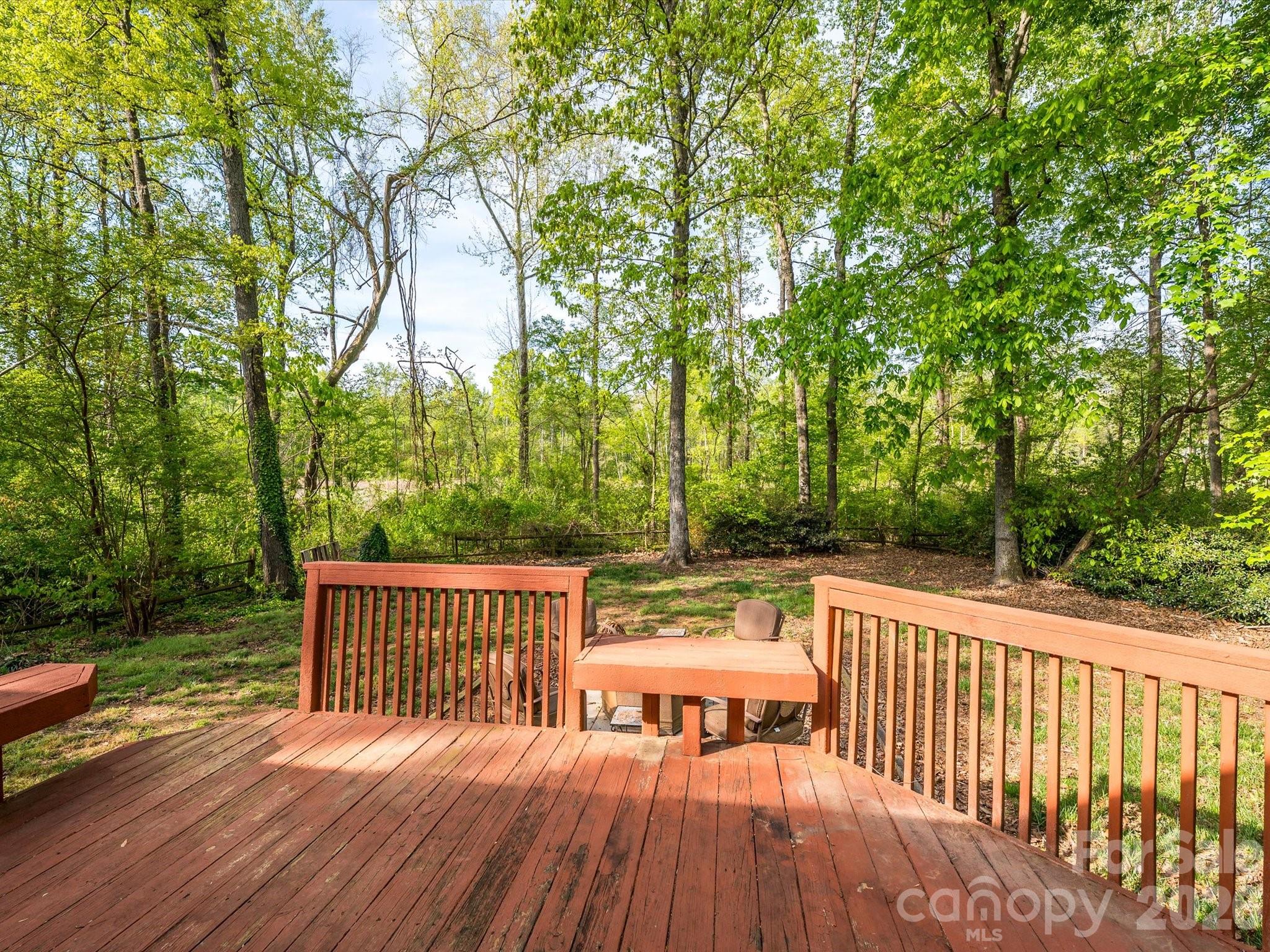 9005 Shenington Place Charlotte NC 28216